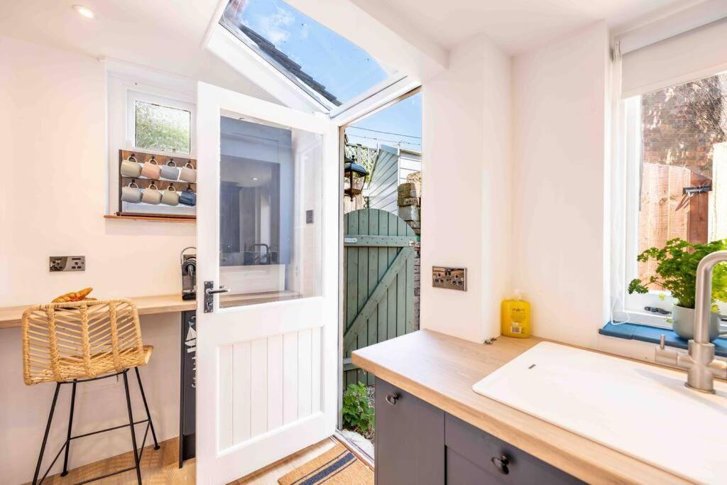 The Lymington Sailor'S Cottage Ngoại thất bức ảnh